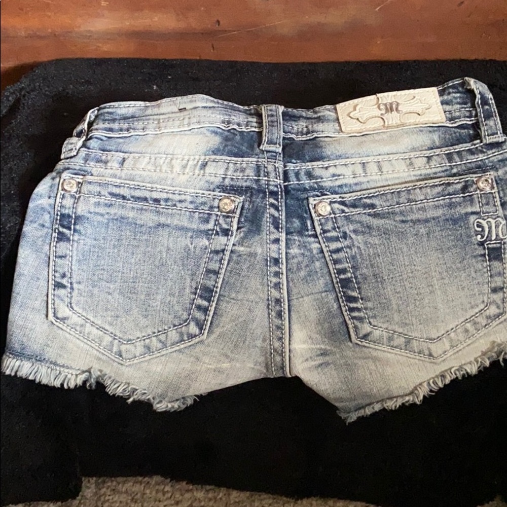 Size 23 Miss Me Short Shorts